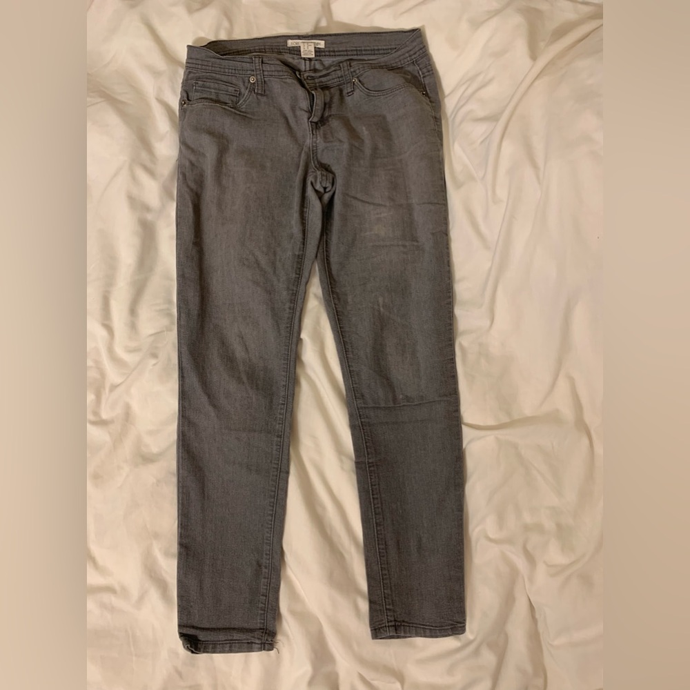 Forever21 Grey/Gray Jeans Size US 27